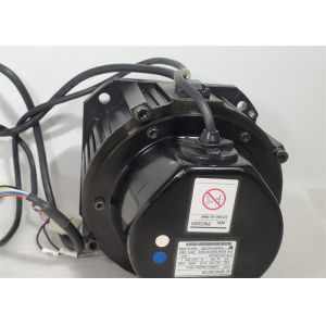Yaskawa SGMDH-06A2A-YR13 AC Servo Motor 550 W 4.0 AMPS 2000 RPM