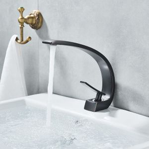 Single Handle Bathroom Basin Faucets , Polished Brass Bathroom Sink Faucet