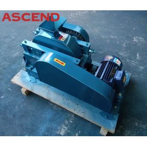 China Small Lab Double Roller Crusher Machine To Crush Iron Gold Copper Ore Stone For Laboratory Testing on sale