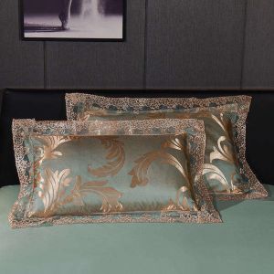 European Style Luxury Satin Silk Hotel Exquisite Jacquard Bedding Set Solid