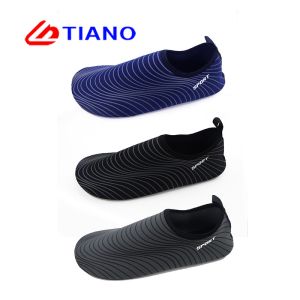 Lightweight Flexible Sports TPR Water Socks For Swimming