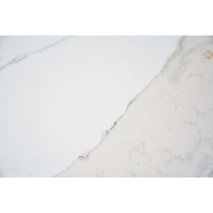Anti Slip Customized Artificial Calacatta Quartz Slab Countertops High