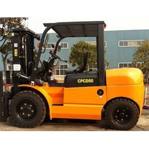 CPCD50 5 Tonne 28km/H Logistics Machinery With 6 Cylinder