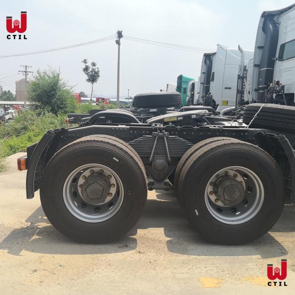 371hp Heavy Duty Tractor Truck 80R22.5 Tractor Trailer Tow Truck