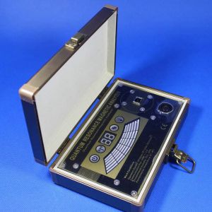 Quantum Health Resonance Magnetic Analyzer / Bioelectric Body Analyser AH - Q12
