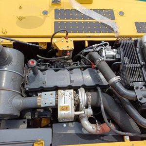 Used Komatsu Excavator 22ton Operating Weight with Original Hydraulic Cylinder