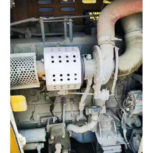 Yellow And Red 100t Rated Loading Capacity Large Crawler Crane 18 Years Used