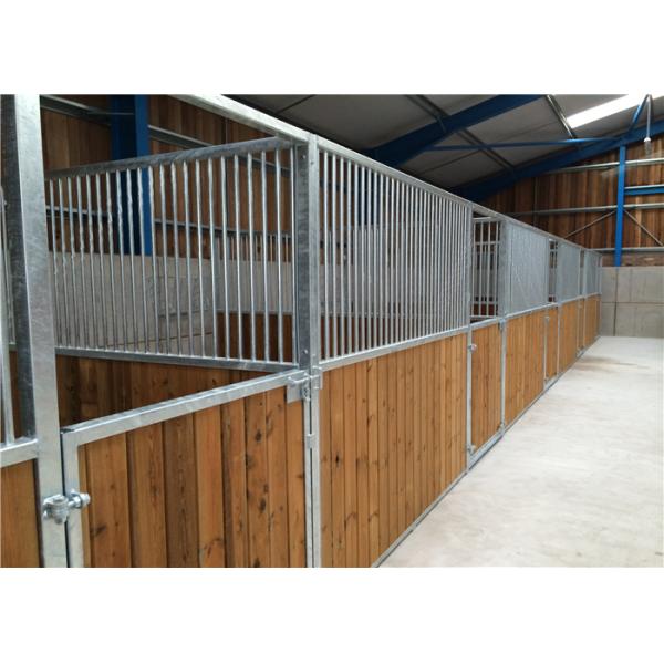 Heavy Duty Horse Stable Box Equipment with Bamboo Board Hot Dip Galvanized European Style