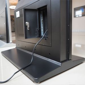 HD LCD Vertical Touch Screen Kiosk With Intelligent Broadcast Function