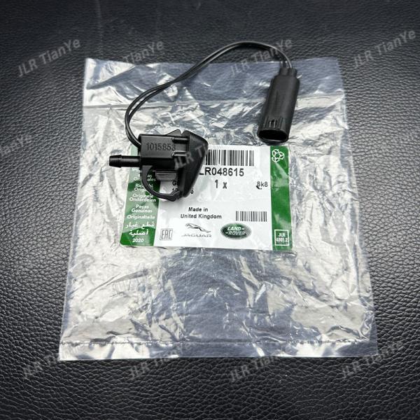 Windshield Washer Nozzle Jet LR048615 Windscreen Washer Sprayer Replacement for Land Rover