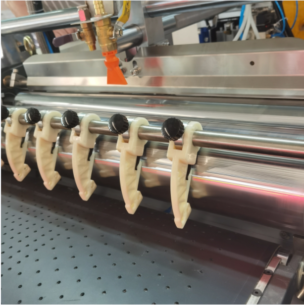 Intelligent 2 in 1 Rigid Box Production Line Rate 70 Pieces Per Minute