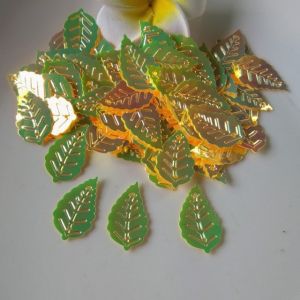 PVC Leaves Sequin Manufacture Perfect for Valentine's Day Celebrations