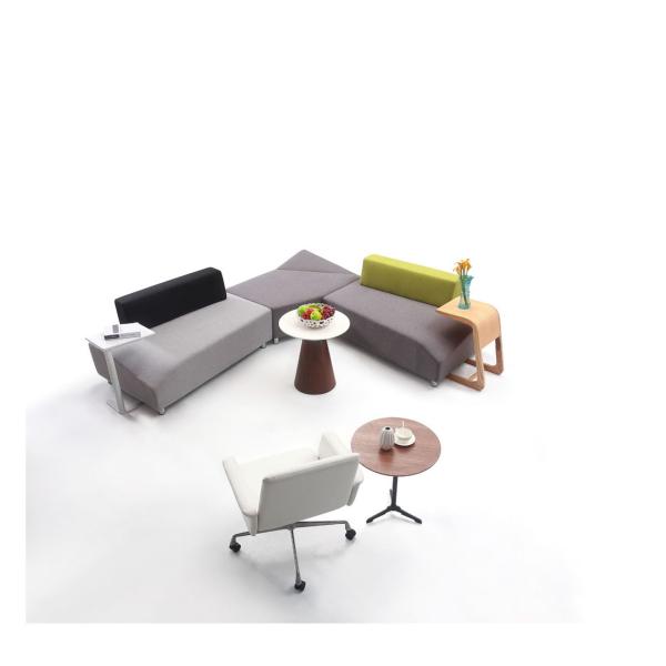 Customized Shared Workplace Furniture High Density Foam 2 Years Warranty