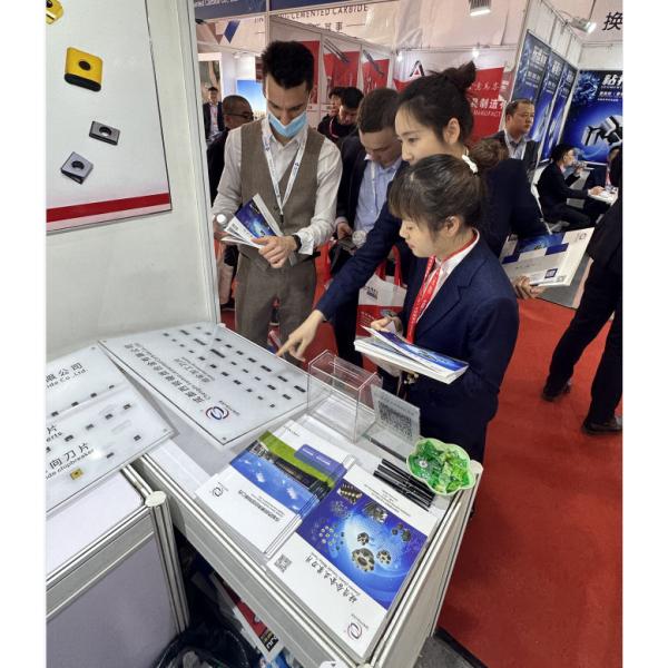 Silver Gray C2 ANSI ISO Cemented Carbide Inserts W Co Ti Lathe Tool