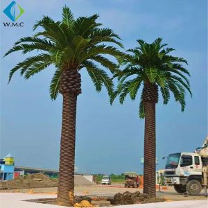Custom Artificial Palm Trees Environmentally Friendly Beautiful Shape