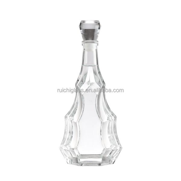 Hot Stamping Thick Bottom Flat Whisky Glass Bottles with Customizable Sealing Type