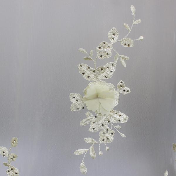 3D Floral Lace Fabric With Beaded Embroidered Polyester Fiber For Party Gowns