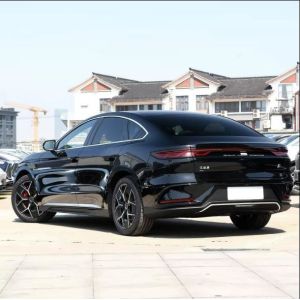 2024 Byd Han EV Electric Car with Long Battery Life 700km and Displacement