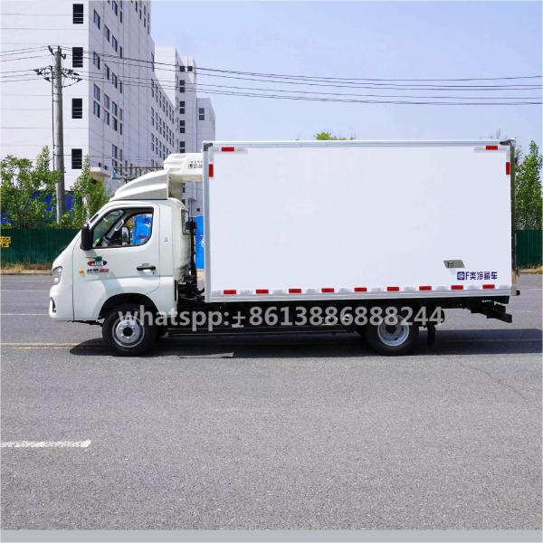 Factory Low Price FOTON M2 Mini Van Refrigerator Truck Cold Storage Car Reefer Truck
