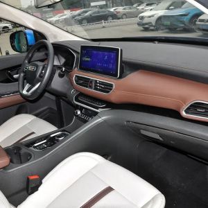 Powerful Dayun Yuanzhi M1 Electric Car with 5103*2019*1636 Dimensions and 197HP