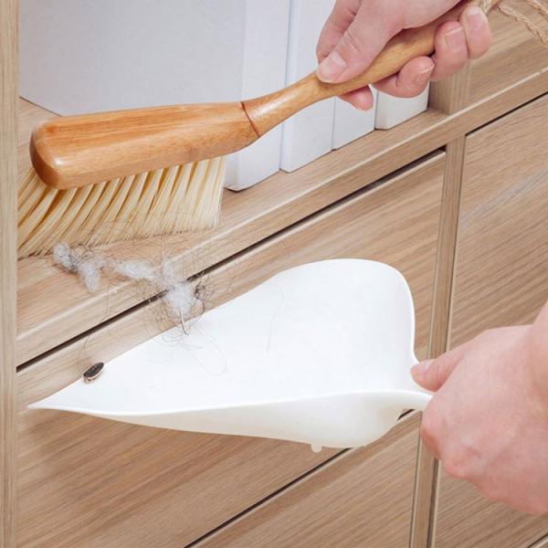 Portable mini Cleaning Dustpan and Bamboo Handle Broom brush set For Cleaning