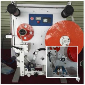 Reliable Semi Automatic Bottle Labeler / Flat Bottle Labeling Machine