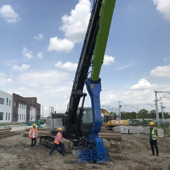 Buy Construction 15m Excavator Mounted Pile Driver Cast Steel Fixture at wholesale prices