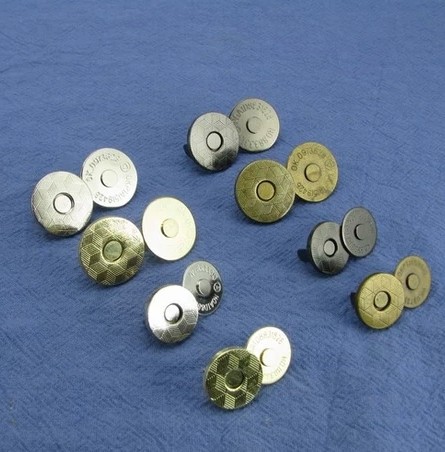 2020 metal double face rivet magnet button