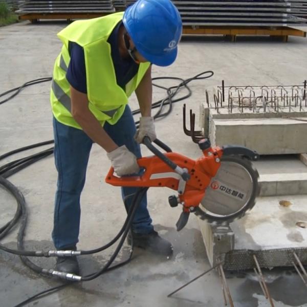 Buy ZDRS40 20-40Lpm Handheld Circular Saw 300mm Circular Concrete Cutter at wholesale prices