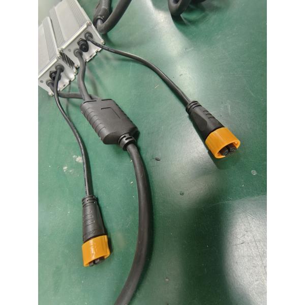 3 pin round connector