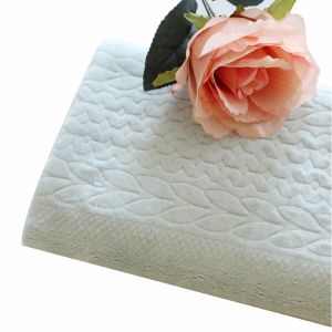 Embossed Knitted 200gsm Soft Blanket Fabric 58'' 60"