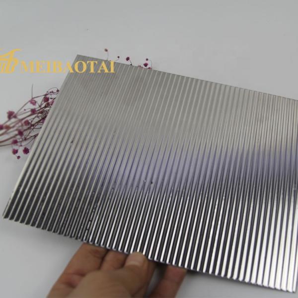 Silver Mirror Embossed Stainless Steel Panel Four Feet Decorate Wall