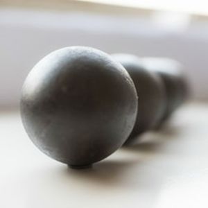 Wear Resistant Cast Iron Grinding Balls 70mm 20mm Grinding Bar