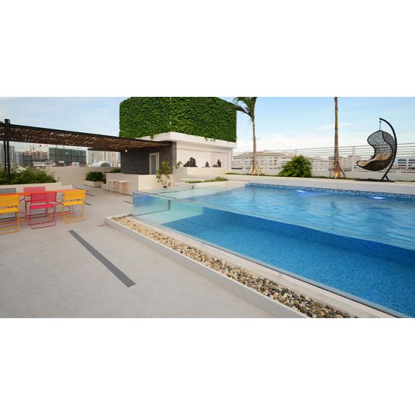 Outdoor Above Ground Swimming Pool with Low Water Absorption and Clear Panel