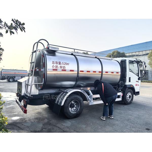 Factory Price 5 Cbms Water Tanker Truck For Fresh Milk Transport
