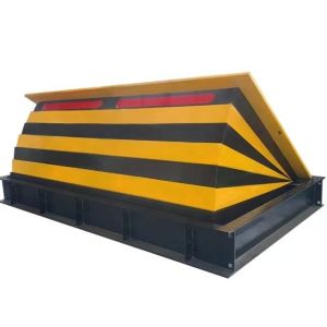 10000mm Height Crash Vehicle Barrier Hostile Vehicle Barriers Anti Crash