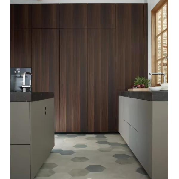 Waterproof Fireproof Advantage in Modern Style Veneer Wood Kitchen Cabinet and Island