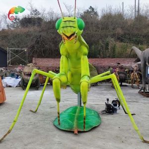 6M Simulation Animatronic Insects Animatronic Mantis Playground Equipment