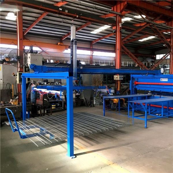 Fully Automatic 3D Wire Mesh Welding Machine Customized With Root