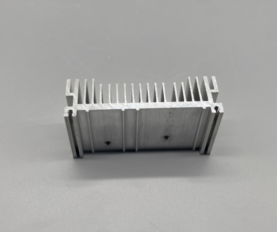 6063 Alloy Universal Compatibility Aluminum Heatsink with Anodized Surface