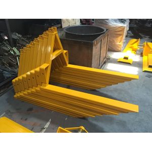 PF2000 - Tractor implements Pallet Forks 2000kgs