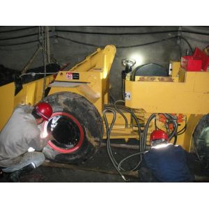 Chisel Engine Lhd Load Haul Dump For Underground Mining CE / ISO9001