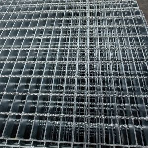 Customized Load Capacity Black Safety Grating Pedestrian Grating For Various