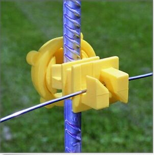 Round Rod Post Insulators Made of PE + UV Specifically Designed for Durable and Effective Sheep Fence Installations