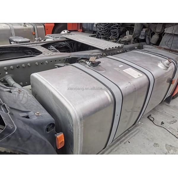 Sino Truck Howo NX 380 6x4 10 Wheels Tractor Trucks 400 Horse Power Left Hand Driving Heady Duty Logistics Transport