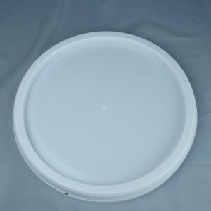 Round Chemical Buckets with Various Capacities and Secure Lids for Chemical