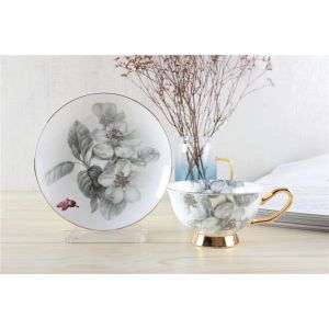 Kitchenware Smooth Gently 230ml bone china cup set with spoon