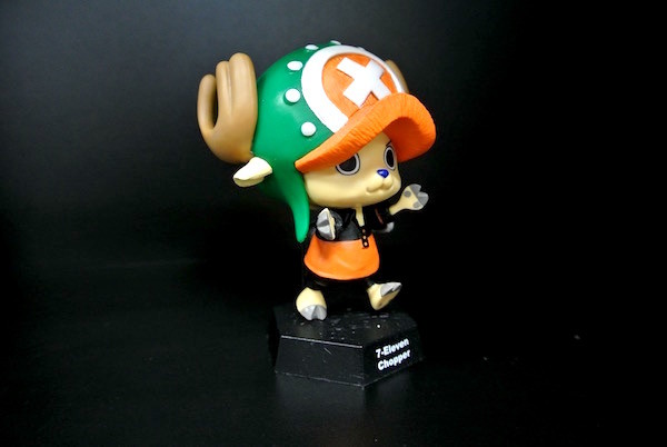 One Piece Japanese Pvc Figures With A Green Hat Environment PVC Material