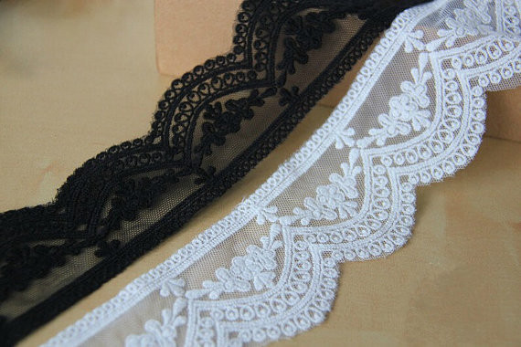 2.28 Inch Width Venice Nylon Lace Trim , Eyelash Scalloped Embroidery Tulle Lace