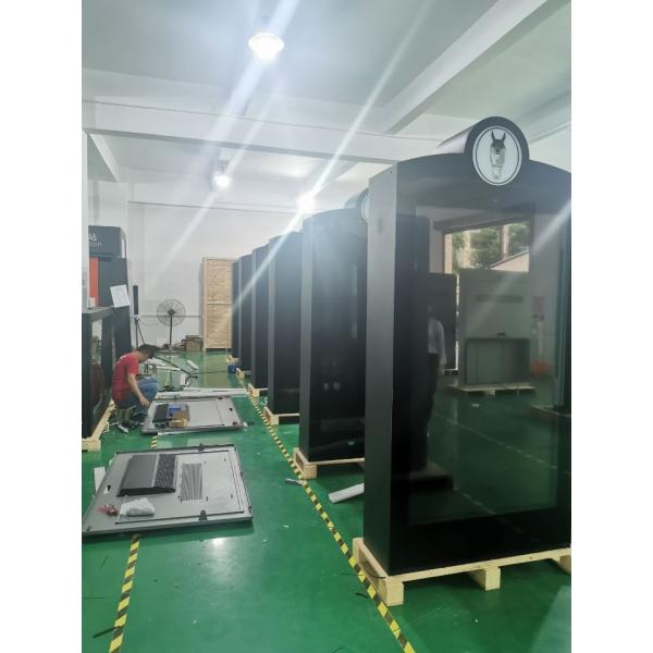 Outdoor Sunlight Readable Touch Screen Totem Double Sided IP65 1080P 4K 2000nits